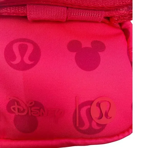 Lululemon Disney Mickey
Everywhere Belt Bag - Picture 5 of 5